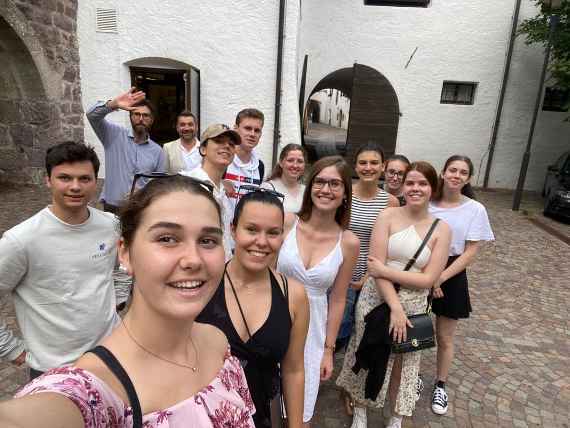 Schülergruppe in Südtirol