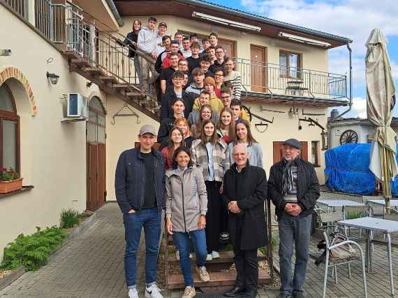 Schüler:innengruppe in Tschechien
