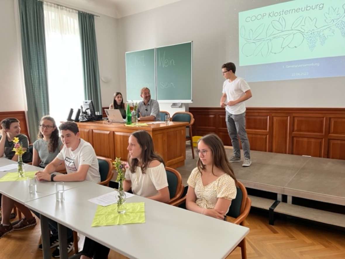 Weiss, Pomper, Portele bei der Präsentation des Projekts