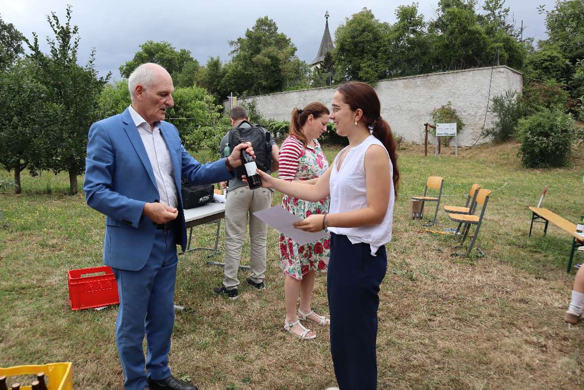 Direktor Eder und Franziska Portele